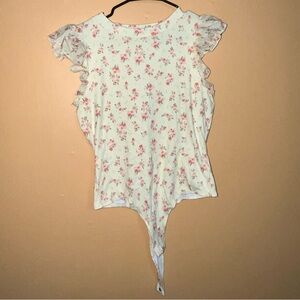 floral ruffled-sleeve bodysuit